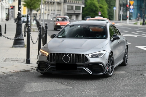 MERCEDES W118 CLA IÇIN UYUMLU 2019-2022 CLA IÇIN UYUMLU GTR PANJUR KROM